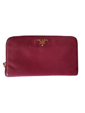 Prada pink saffiano leather wallet